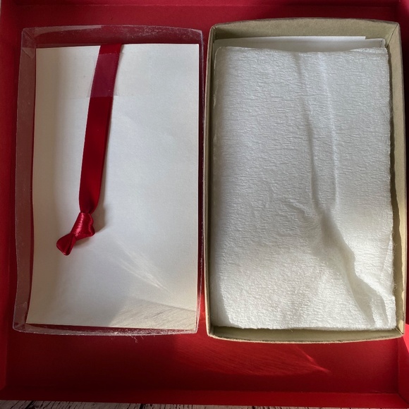 Basic Spirit Pewter Doghouse Photo Ornament - Picture 5 of 13